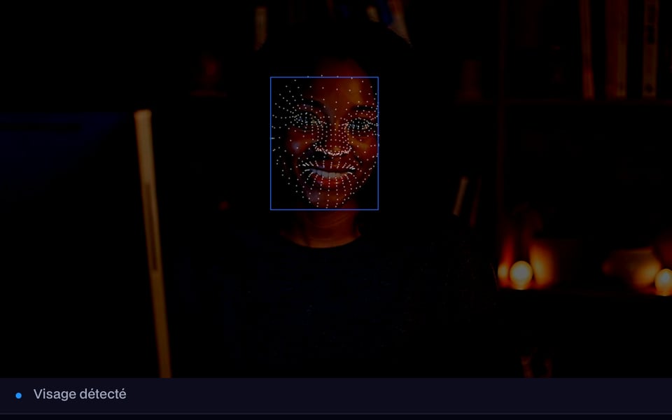 Test de suivi du visage : suivi dans une pièce sombre